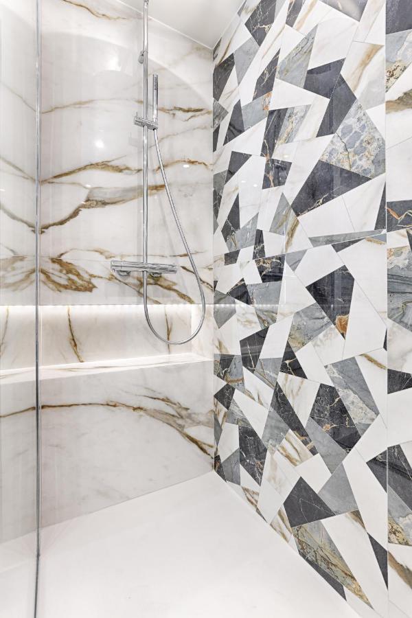 Unique Luxury Parisian Flat 2Br/6P -Champs Elysees Εξωτερικό φωτογραφία