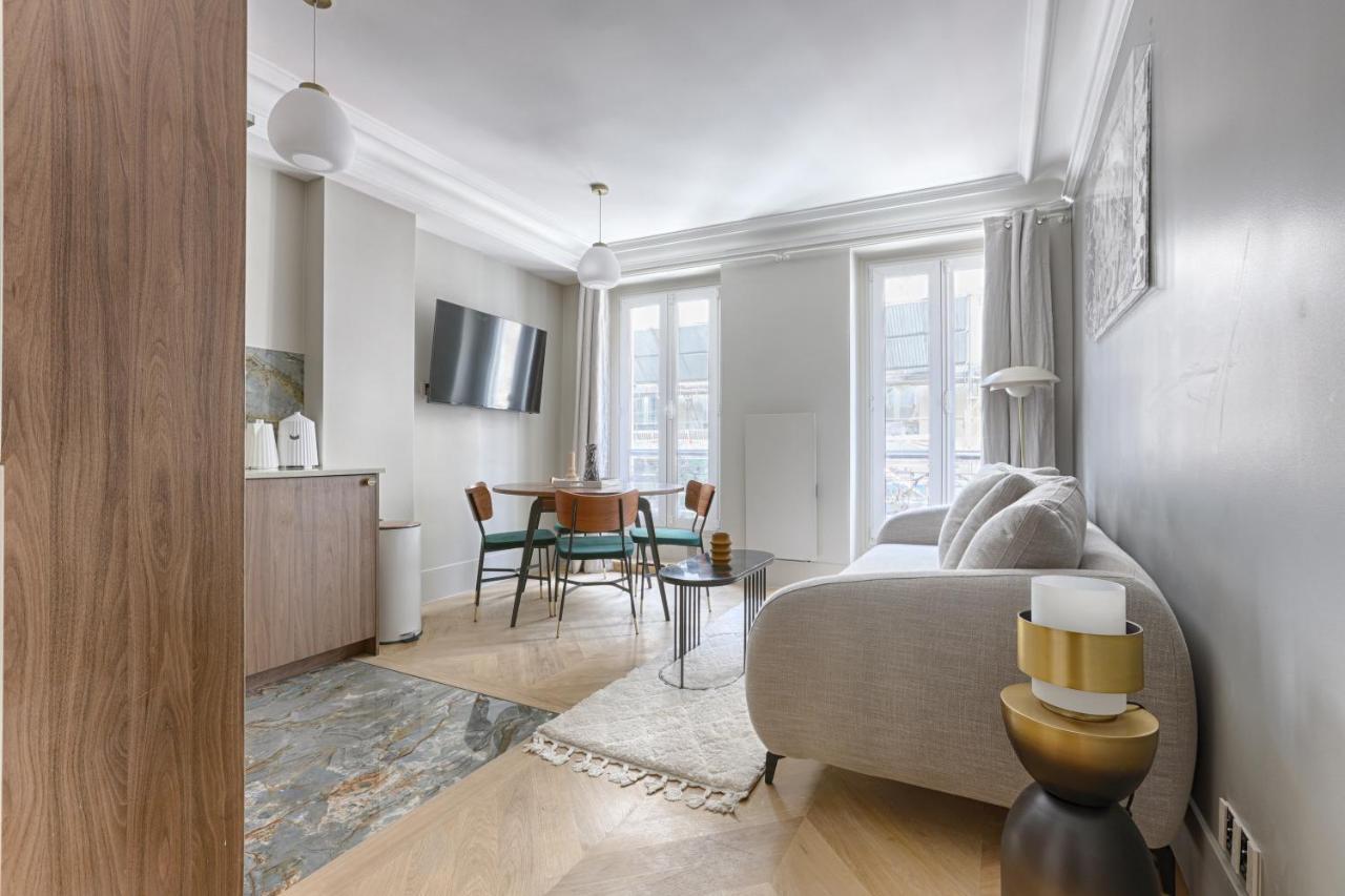 Unique Luxury Parisian Flat 2Br/6P -Champs Elysees Εξωτερικό φωτογραφία