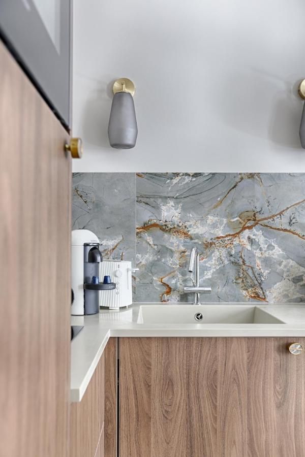 Unique Luxury Parisian Flat 2Br/6P -Champs Elysees Εξωτερικό φωτογραφία